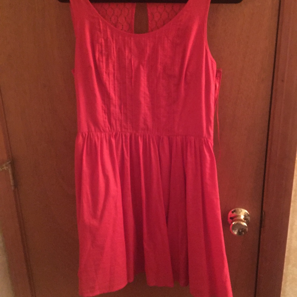 Women’s dress